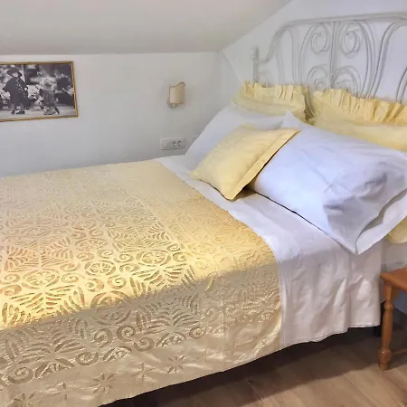 Apartment Mt70 *